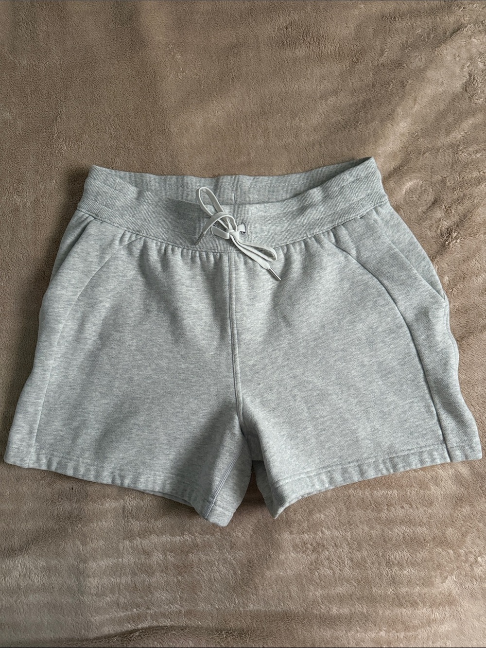 Lululemon Scuba High-Rise Short - Size 10